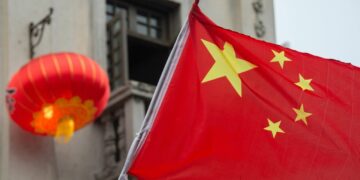 Чиновника, незаконно присвоившего сотни миллионов долларов, казнили в Китае