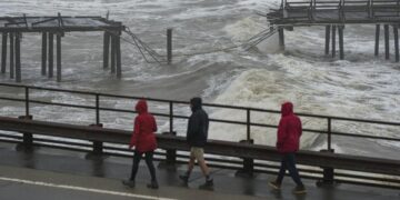В Калифорнии введен режим чрезвычайного положения из-за землетрясения