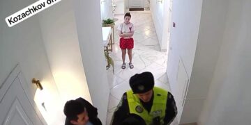 “Подброшу наркотики и посажу в тюрьму”: ссора в жилом комплексе Астаны попала на видео