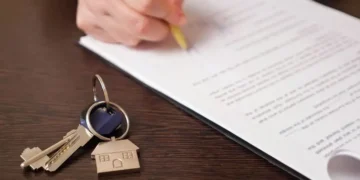 На 56 млн тенге обманула аферистка жителей ВКО