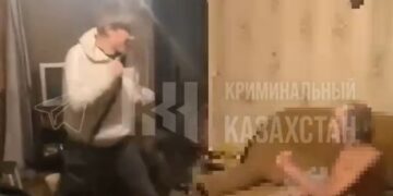 Плевали в лицо и материли: Подростки избили пенсионера в Темиртау