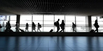 В аэропорту Шарм-эш-Шейха рухнул щит: одна гражданка Казахстана погибла, двое пострадали