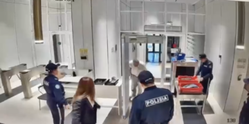 кадры из видео