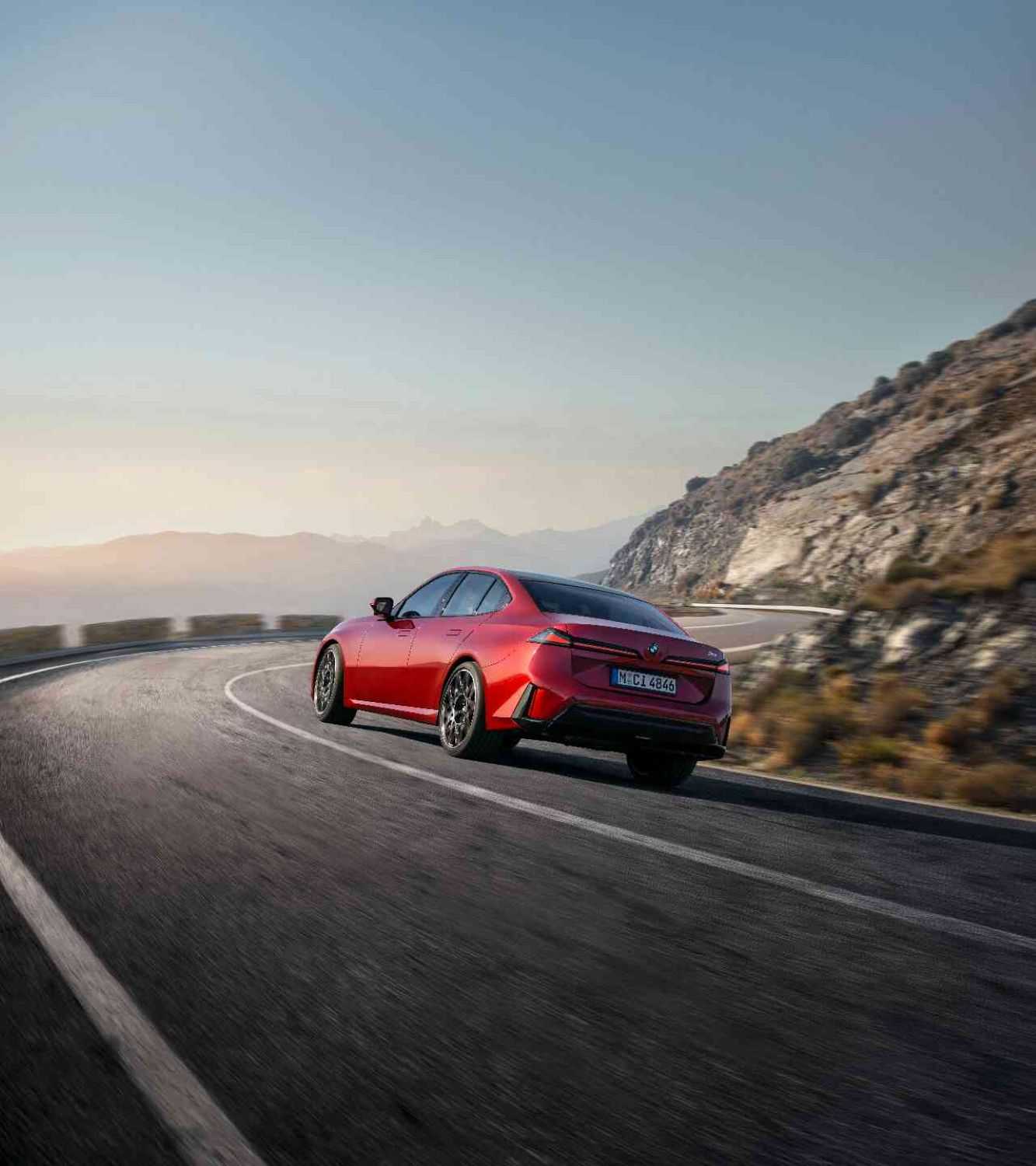 BMW 3-й серии нового поколения, официальный кадр BMW Group, 11