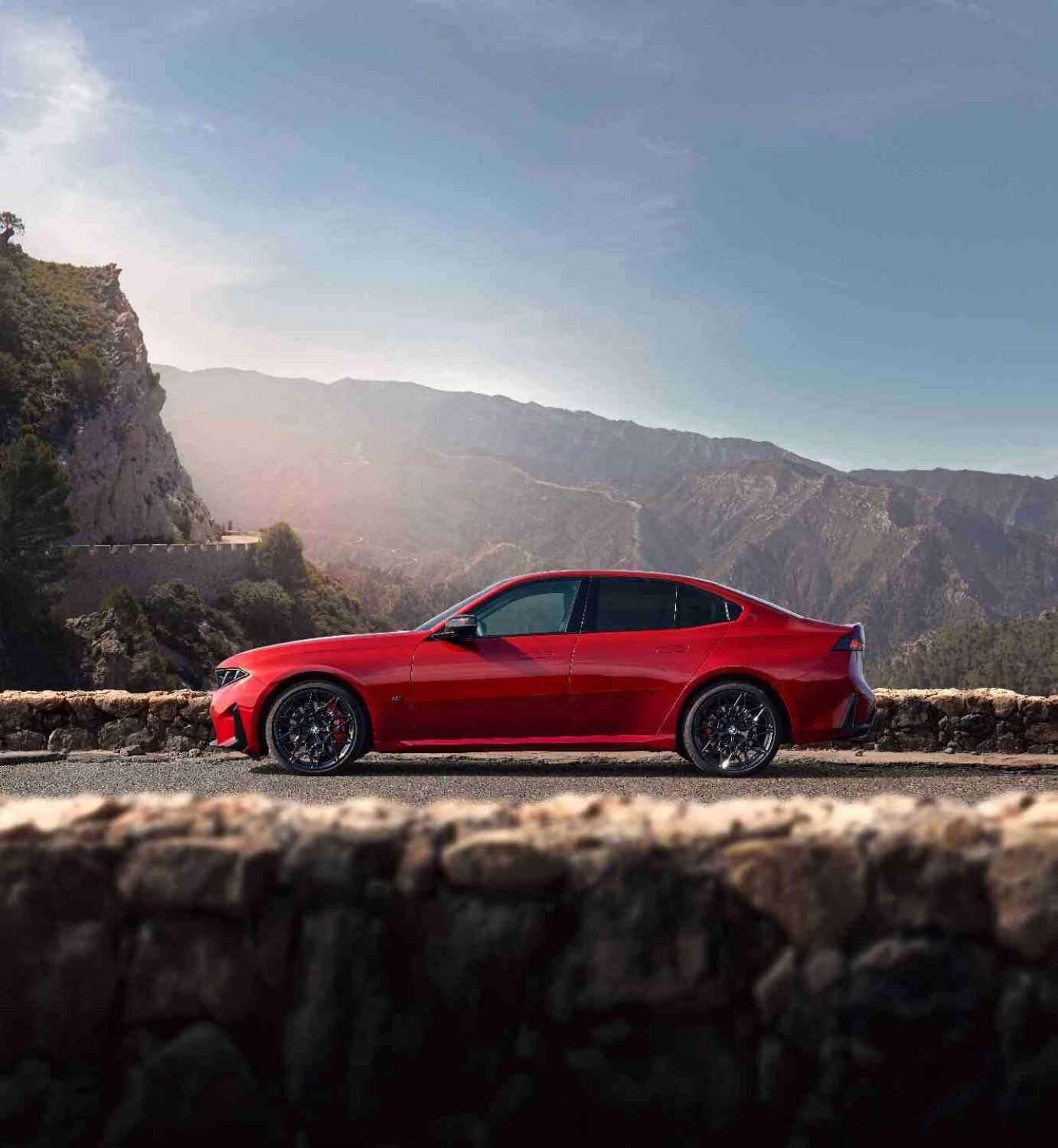 BMW 3-й серии нового поколения, официальный кадр BMW Group, 5
