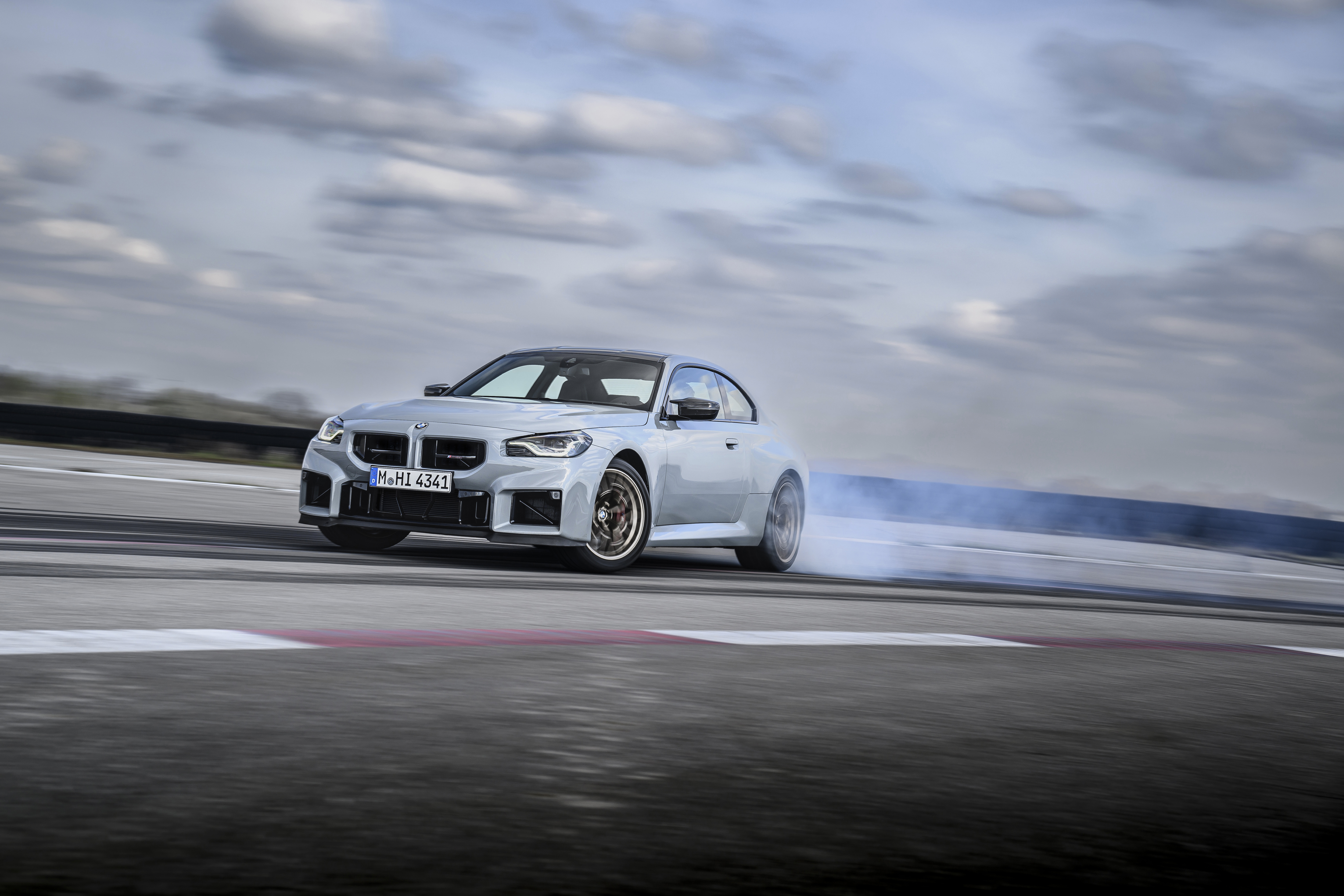 BMW M2 CS G87 — официальное фото 15