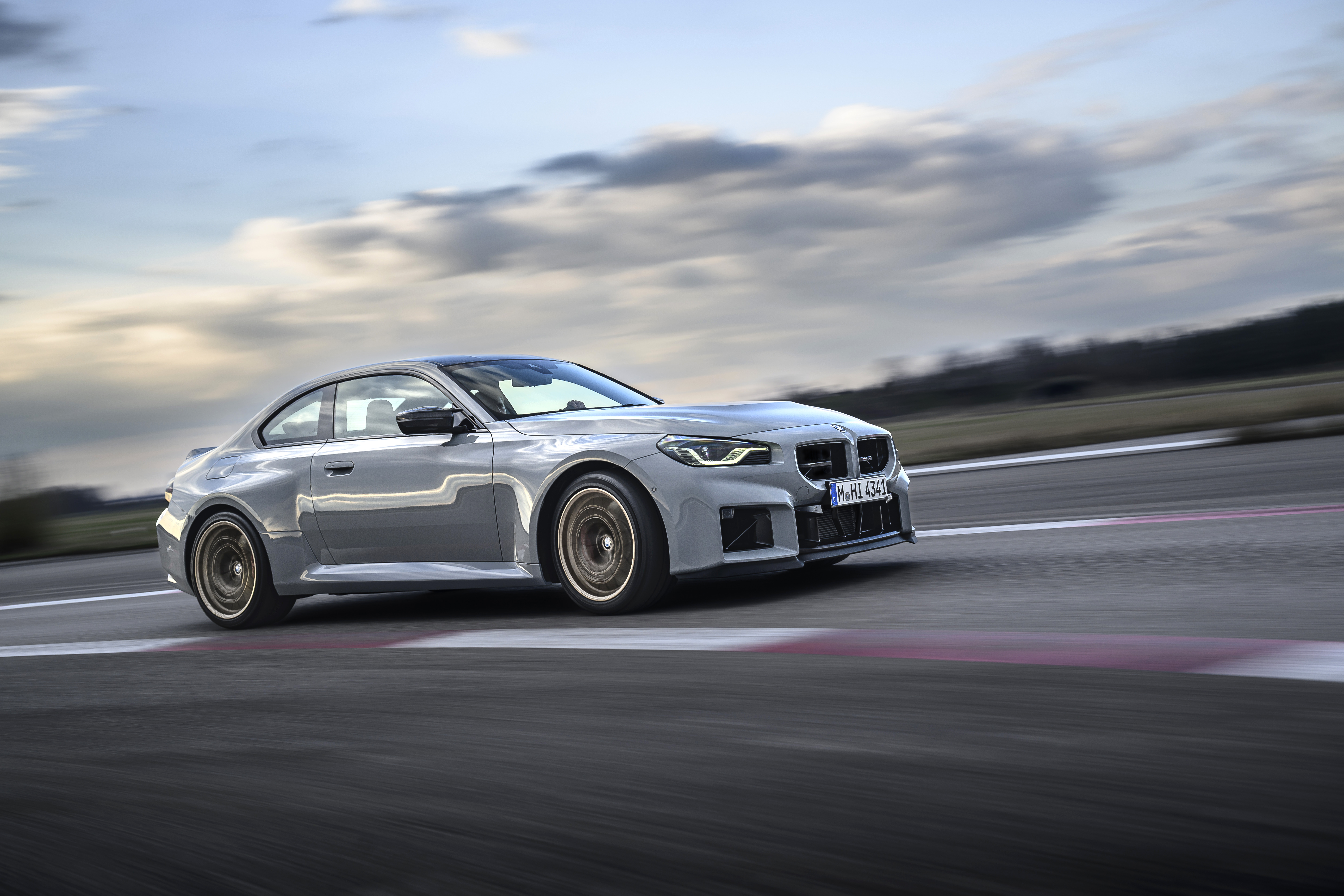 BMW M2 CS G87 — официальное фото 5