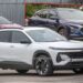 Chevrolet Trax готовят к обновлению: кроссовер заметно изменился на фото, фото 1