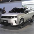 Электрический кроссовер Jetour Huanyouzhe, показанный в Китае