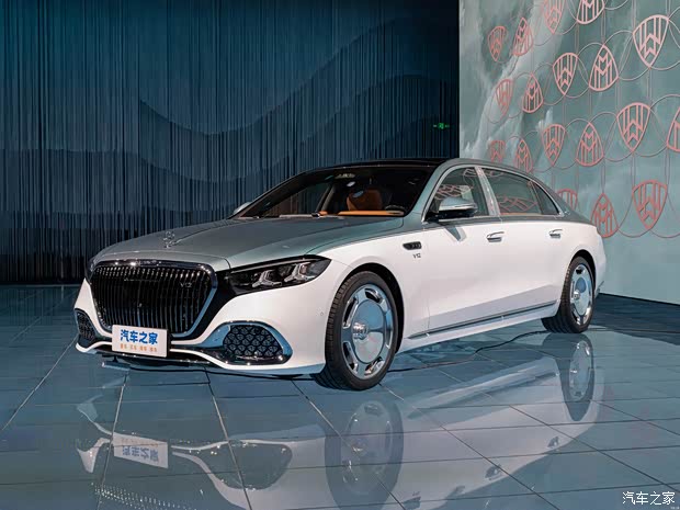 В Китае представили обновлённый Mercedes-Maybach S-Class: что изменилось, фото 2