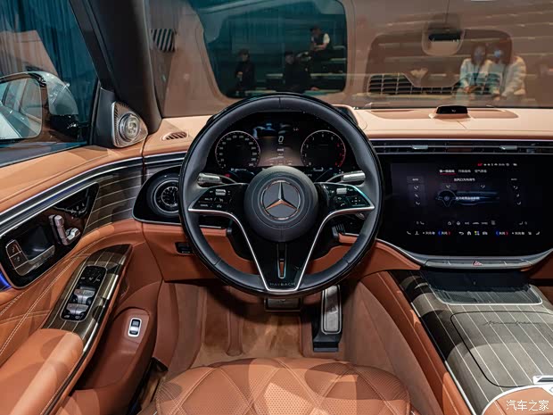 В Китае представили обновлённый Mercedes-Maybach S-Class: что изменилось, фото 13