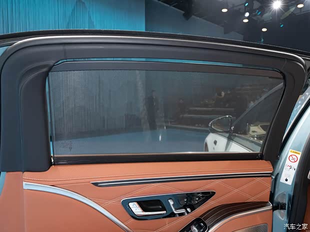 В Китае представили обновлённый Mercedes-Maybach S-Class: что изменилось, фото 19